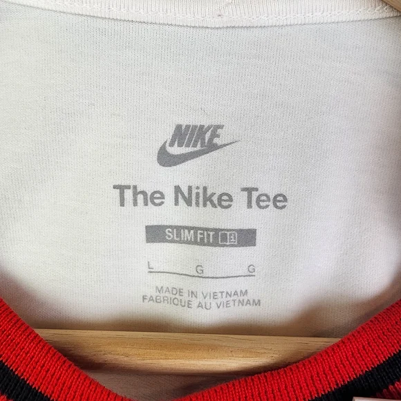 Nike Crop Top Long Sleeve White Shirt Women's L NWT MSRP $45 - Picture 3 of 10